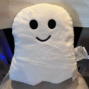 NWT Target Ghost Halloween Decorative Throw Pillow👻